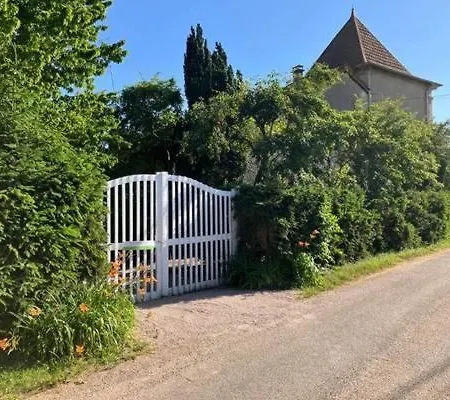 L'echappee Belle *